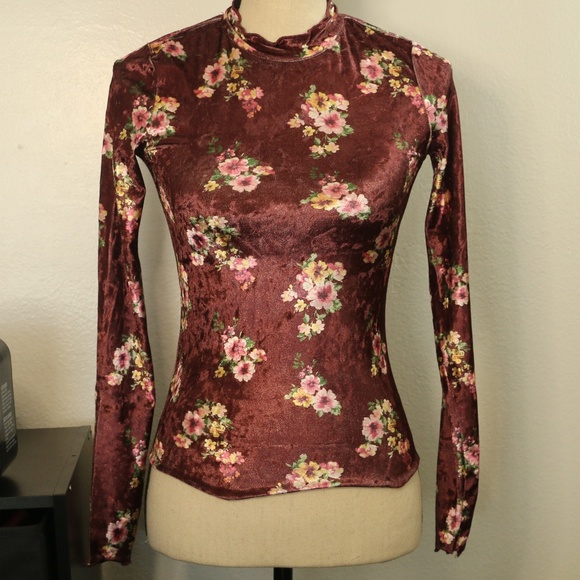 Planet Gold Juniors' Velvet Velour Mock-Neck Top - Picture 1 of 8